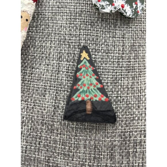 4 Pc Lot Christmas Holiday Brooches Hand Painted Snowman Christmas Trees Santa - Picture 3 of 8